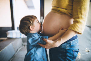 La chiropraxie favorise le bon déroulement de la grossess